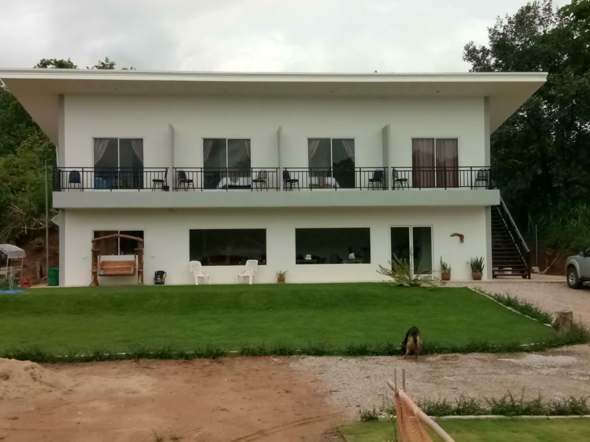 Supunnika Garden Guesthouse Fang Luaran gambar